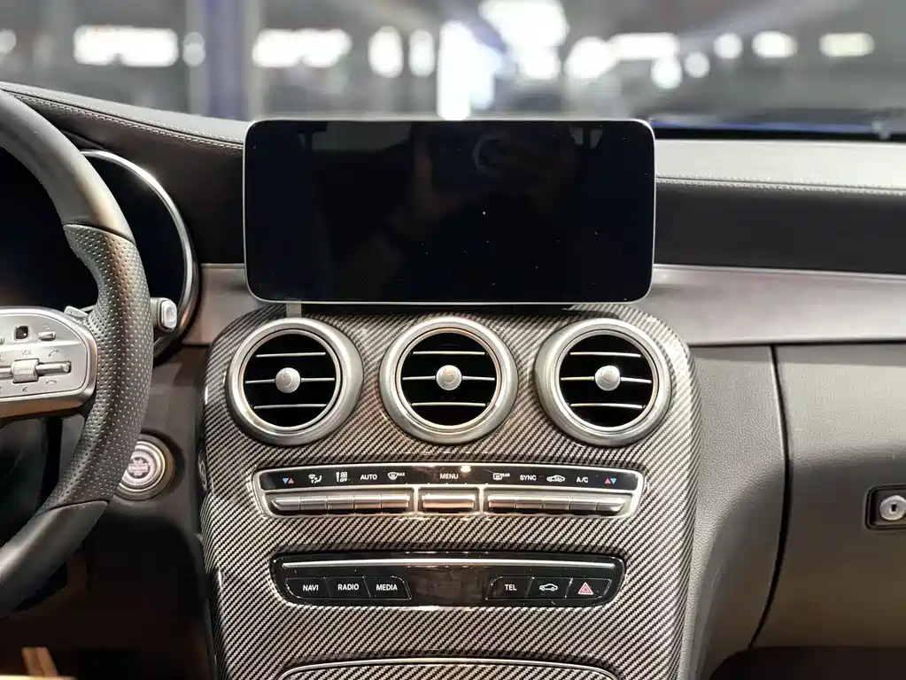 Mercedes-Benz C-Class 2020 — фото 20