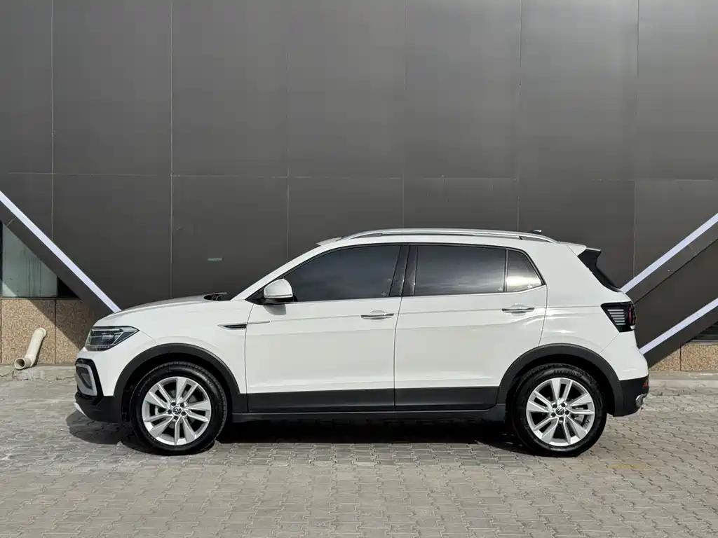 Volkswagen T-Cross 2021 — фото 4