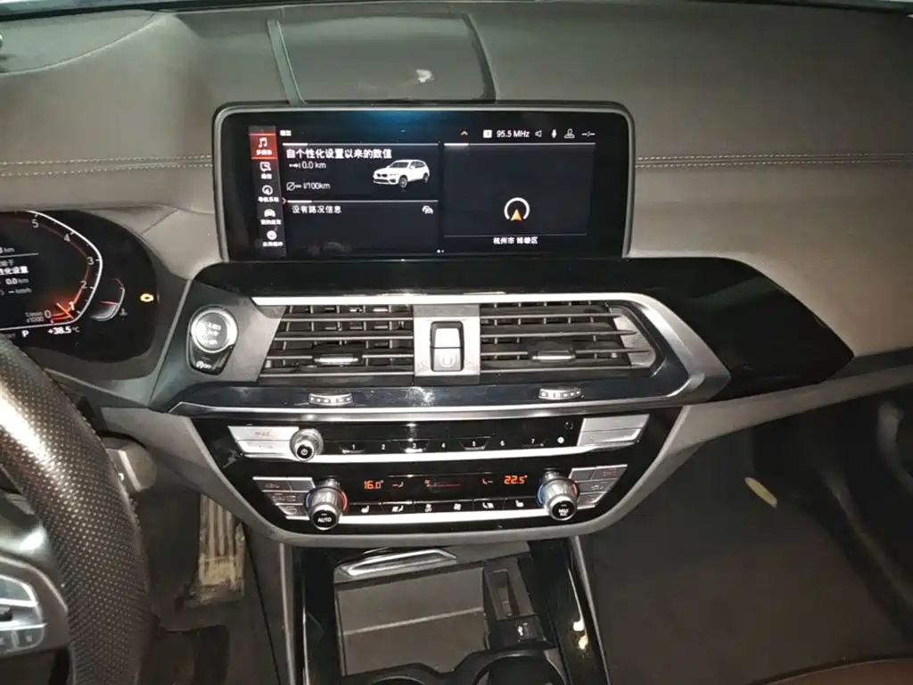 BMW X3 2020 — фото 13