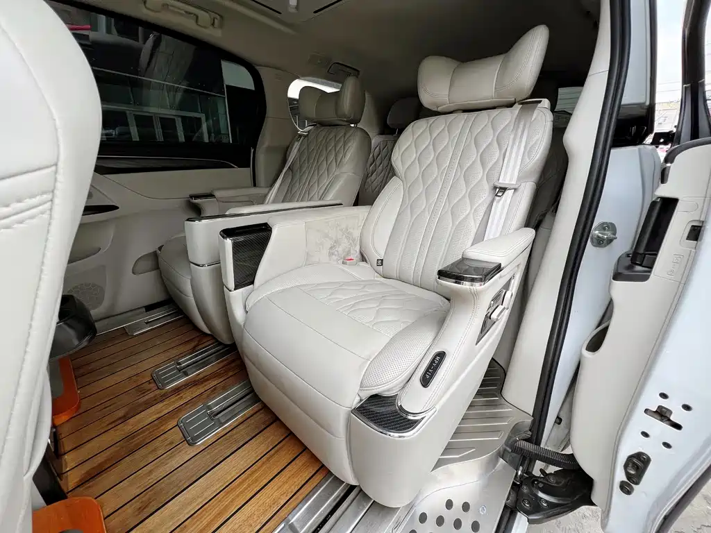 Buick GL8 2021