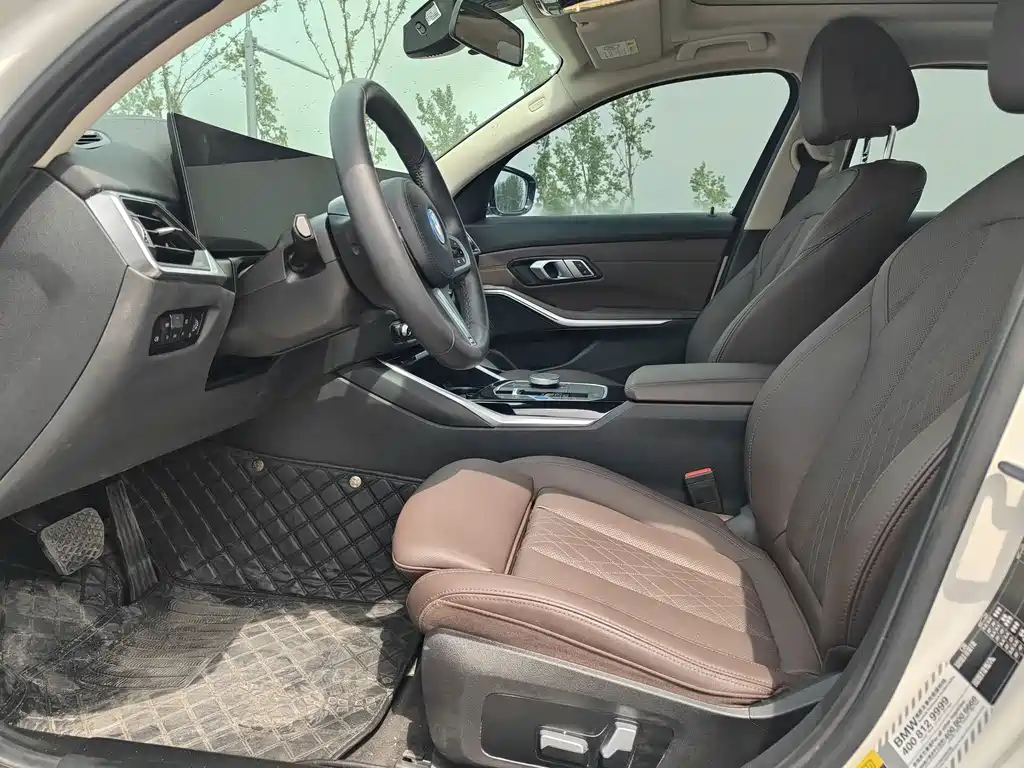 BMW i3 2023