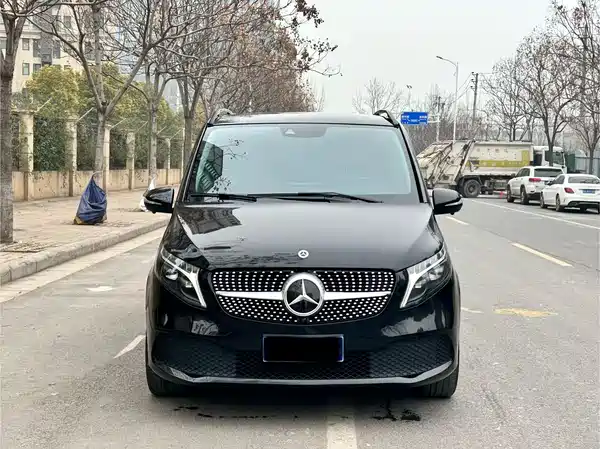 Mercedes-Benz V-Class 2023