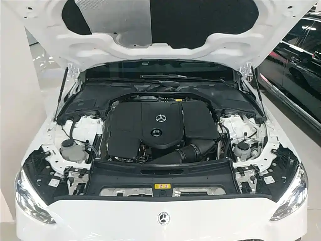 Mercedes-Benz C-Class 2023 — фото 20