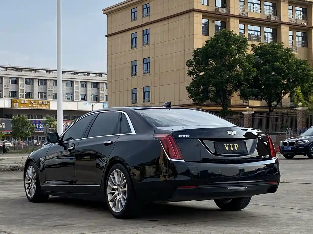 Cadillac CT6 2018 — фото 18