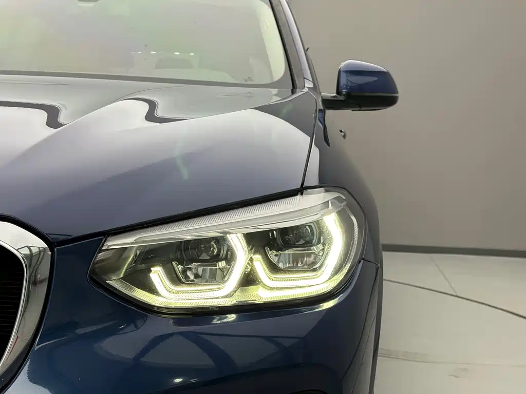 BMW X3 2021 — фото 3