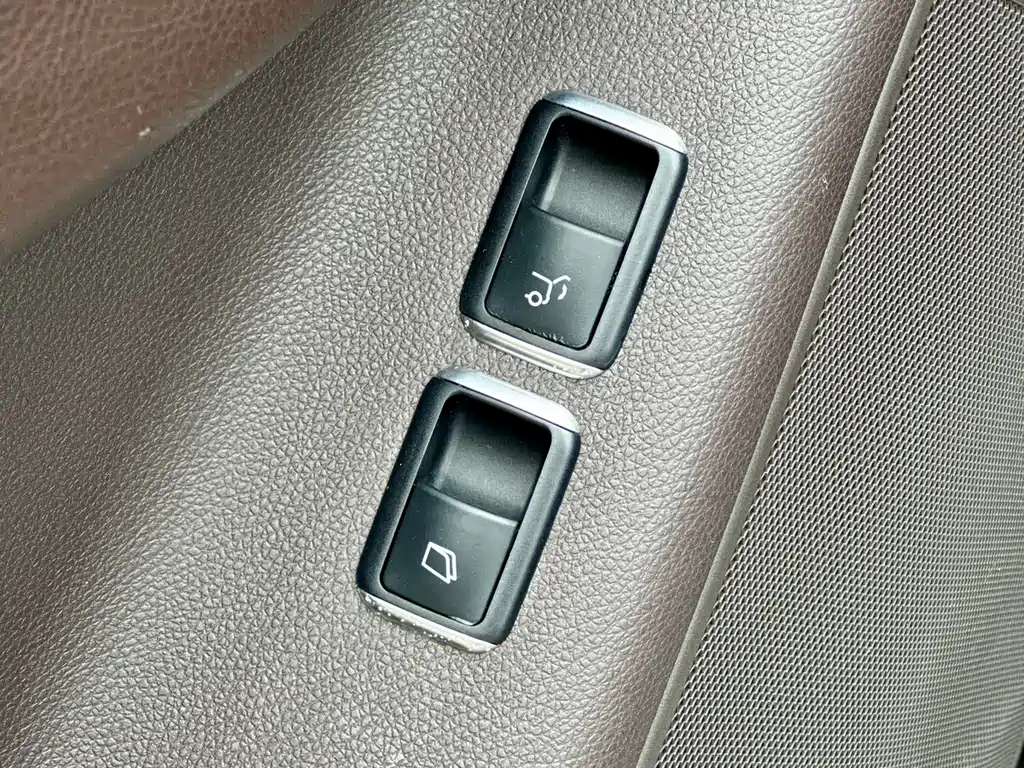 Mercedes-Benz GLS 2016 — фото 25