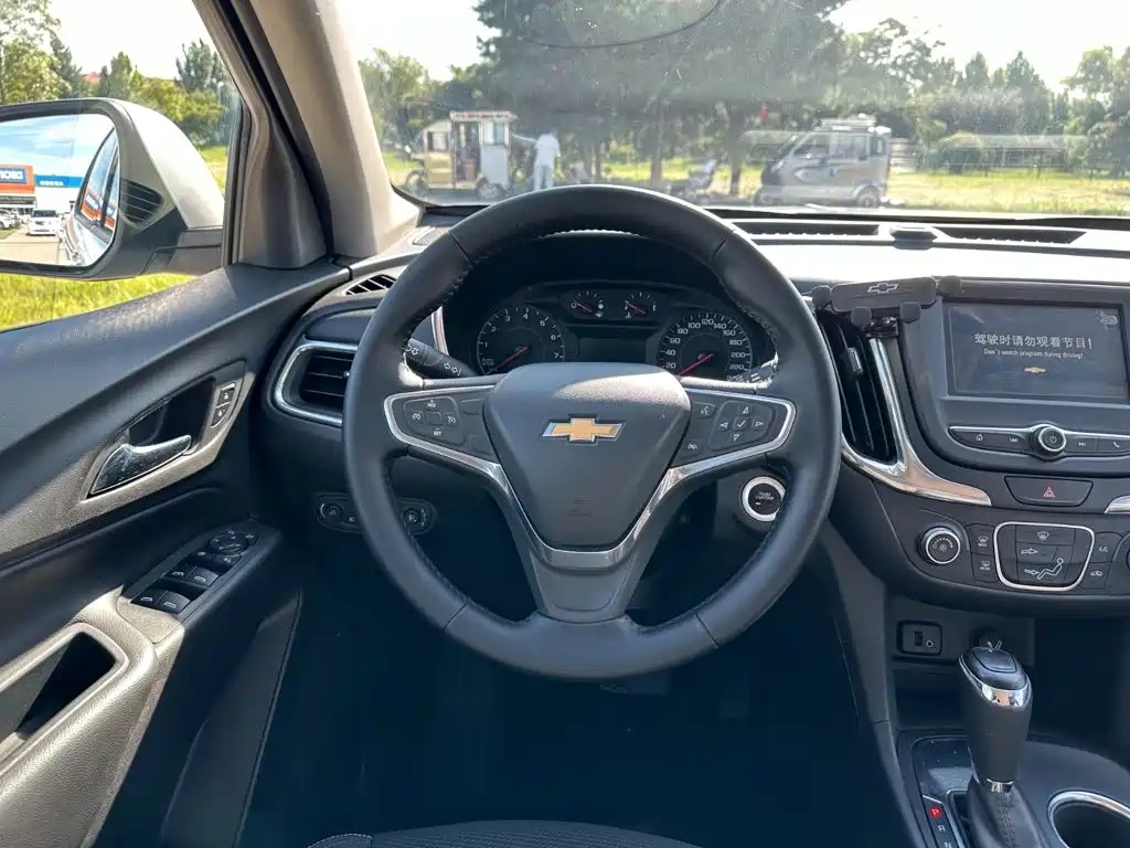 Chevrolet Equinox 2018 — фото 22