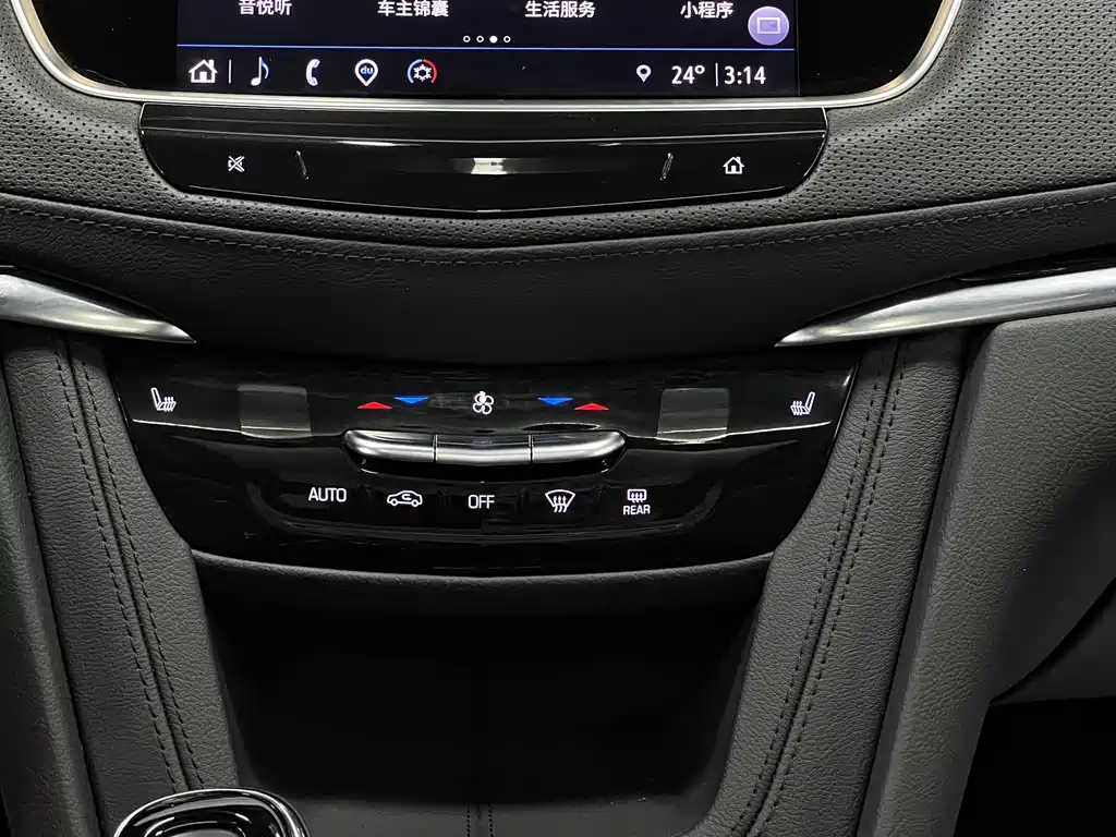 Cadillac XT5 2022 — фото 40
