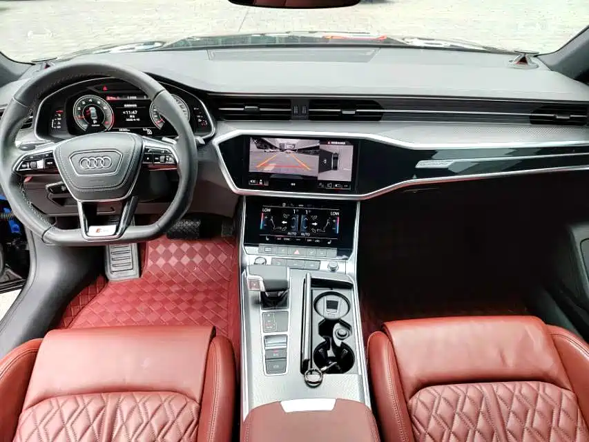 Audi A7L 2024 — фото 4