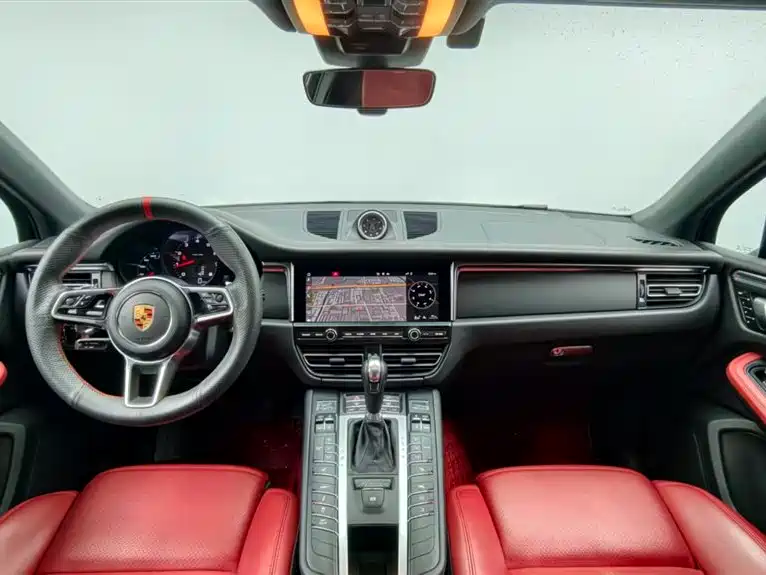 Porsche Macan 2020 — фото 9