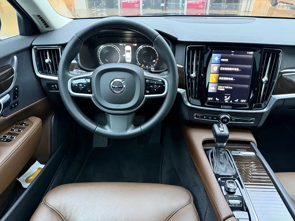 Volvo S90 2017 — фото 6