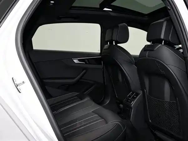 Audi A4L 2024