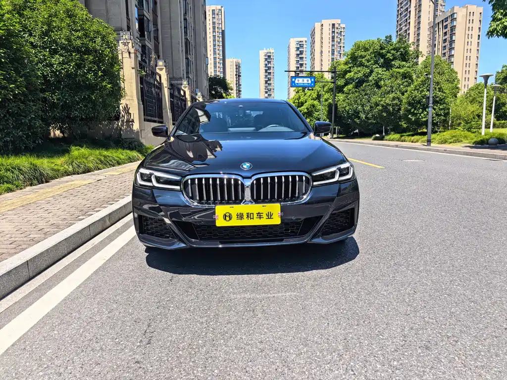 BMW 5 Series 2023