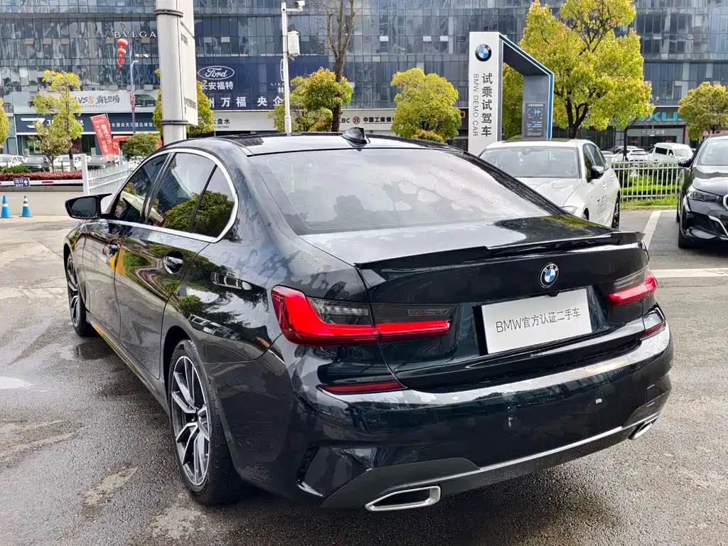BMW 3 Series 2021 — фото 12