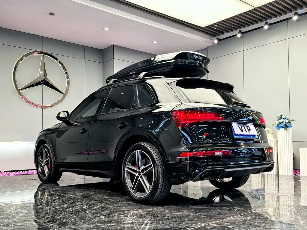 Audi SQ5 2023 — фото 9