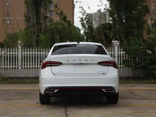 Skoda Octavia 2023