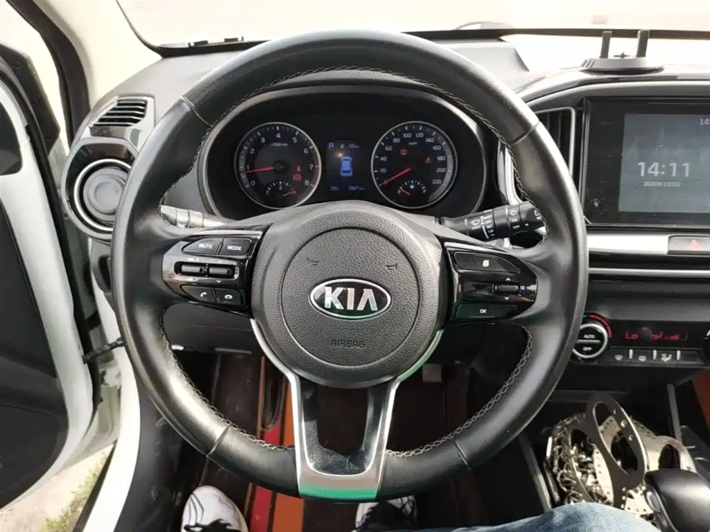 Kia KX1 2021 — фото 11