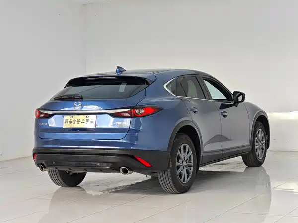 Mazda CX-4 2022