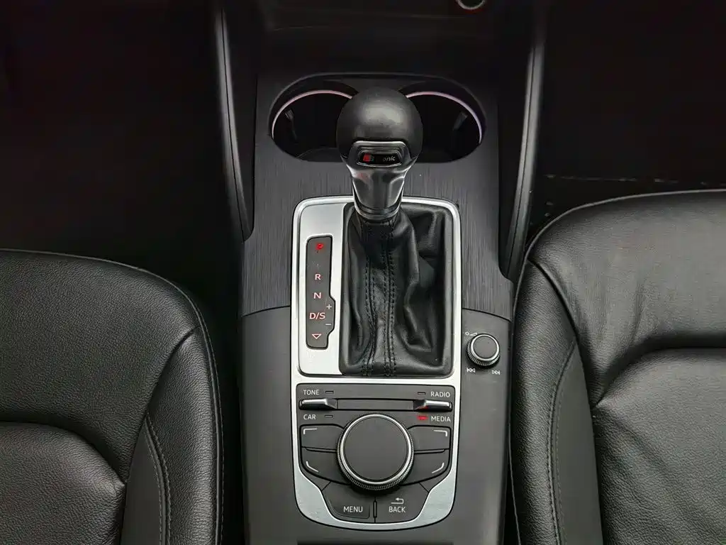 Audi A3 2015 — фото 13