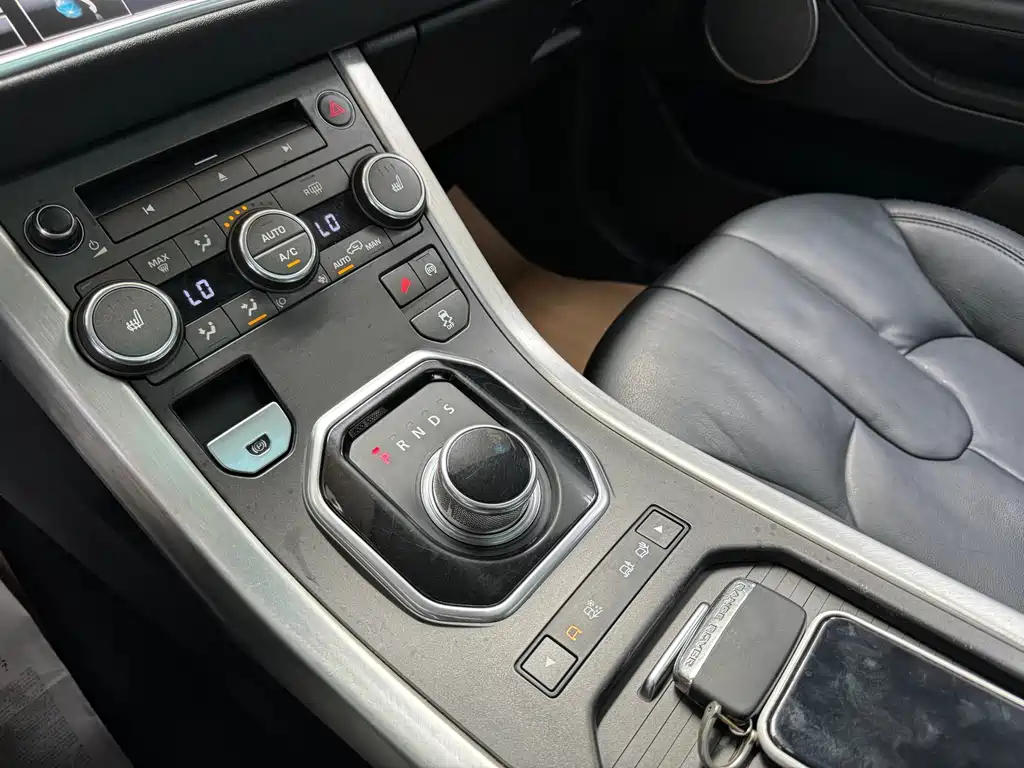 Land Rover Evoque 2016 — фото 8