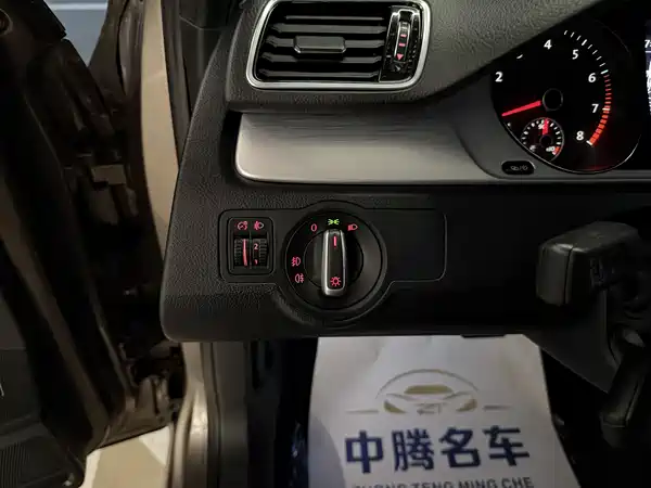 Volkswagen Magotan 2015