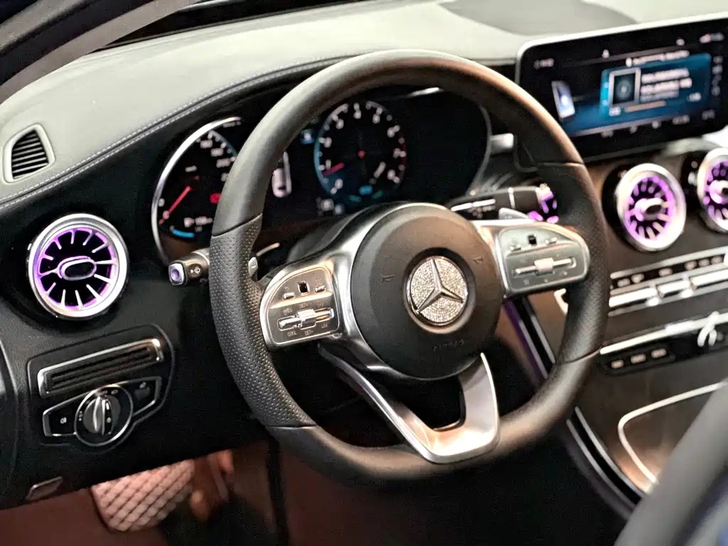 Mercedes-Benz C-Class 2020 — фото 8