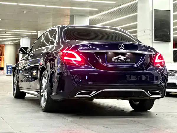 Mercedes-Benz C-Class 2020