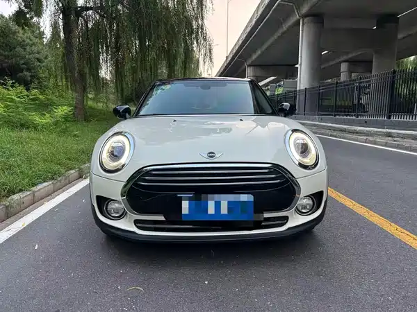 MINI Clubman 2016