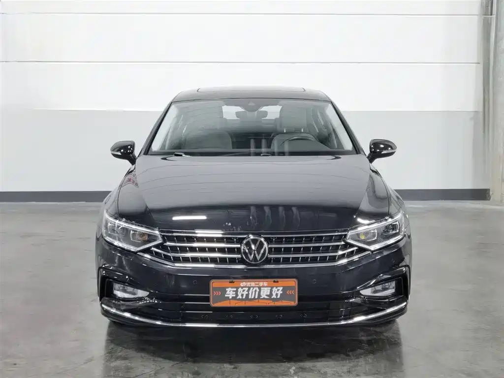 Volkswagen Magotan 2024