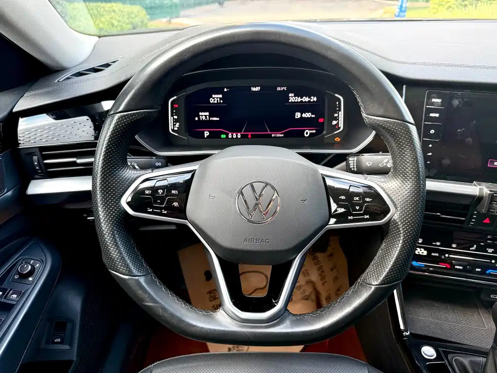 Volkswagen Passat 2022 — фото 14