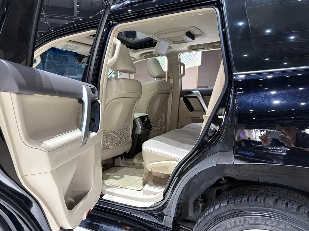 Toyota Prado 2018
