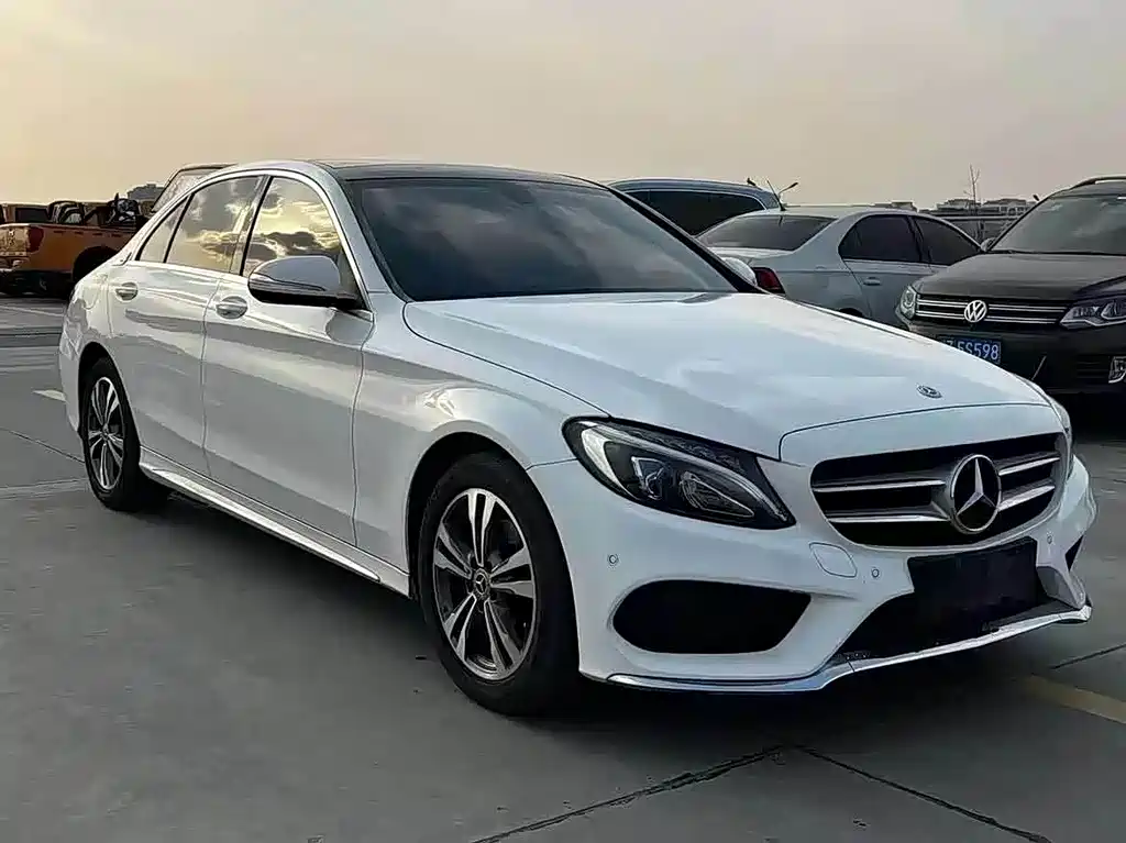 Mercedes-Benz C-Class 2018 — фото 11