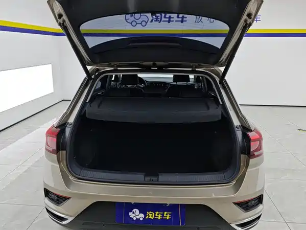 Volkswagen T-Roc 2021