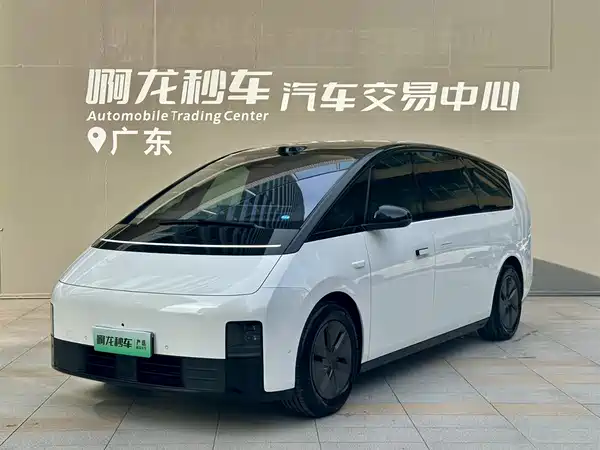 Li Auto MEGA 2025