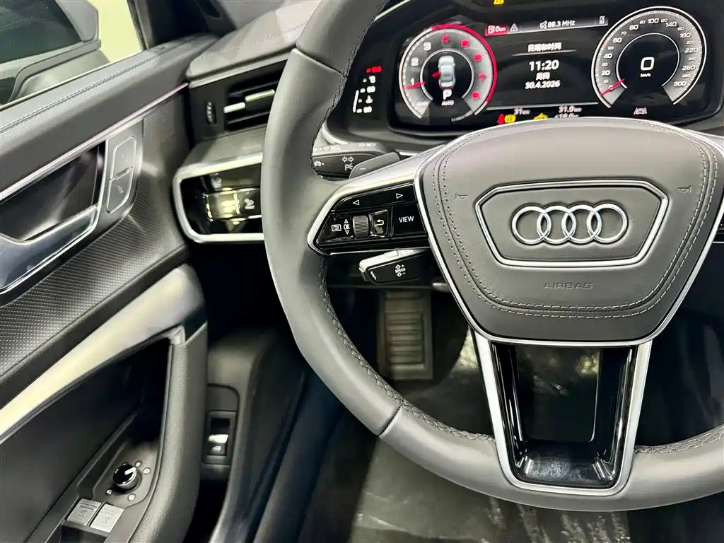 Audi A6L — фото 24