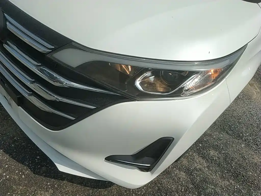 GAC Trumpchi M6 2020 — фото 24