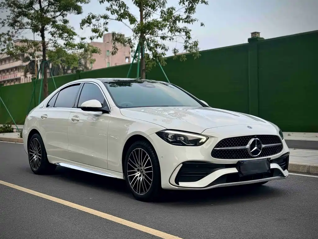 Mercedes-Benz C-Class 2021
