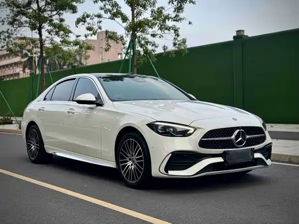 Mercedes-Benz C-Class 2021