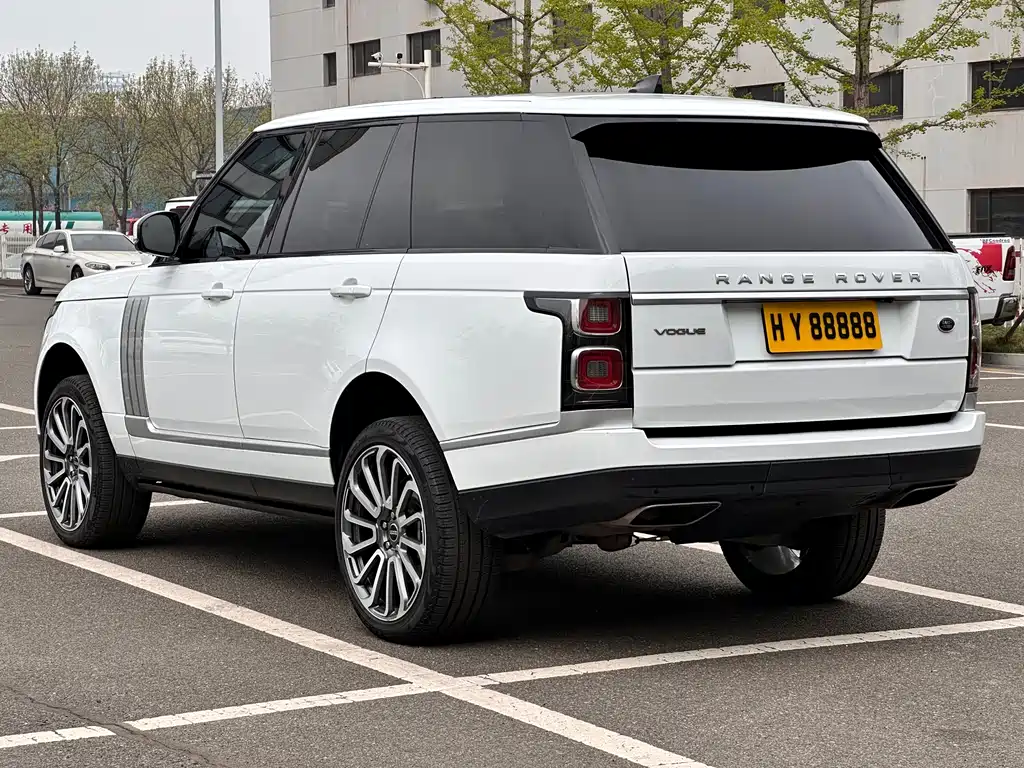 Land Rover Range Rover 2020 — фото 5