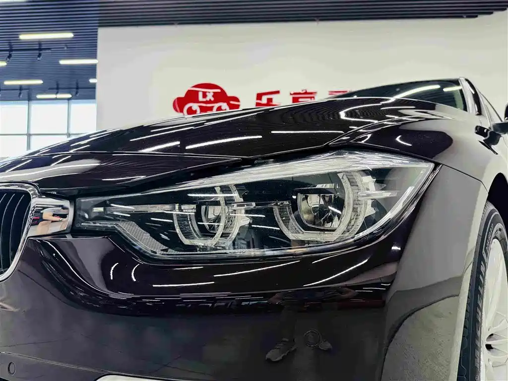 BMW 3 Series 2017 — фото 9