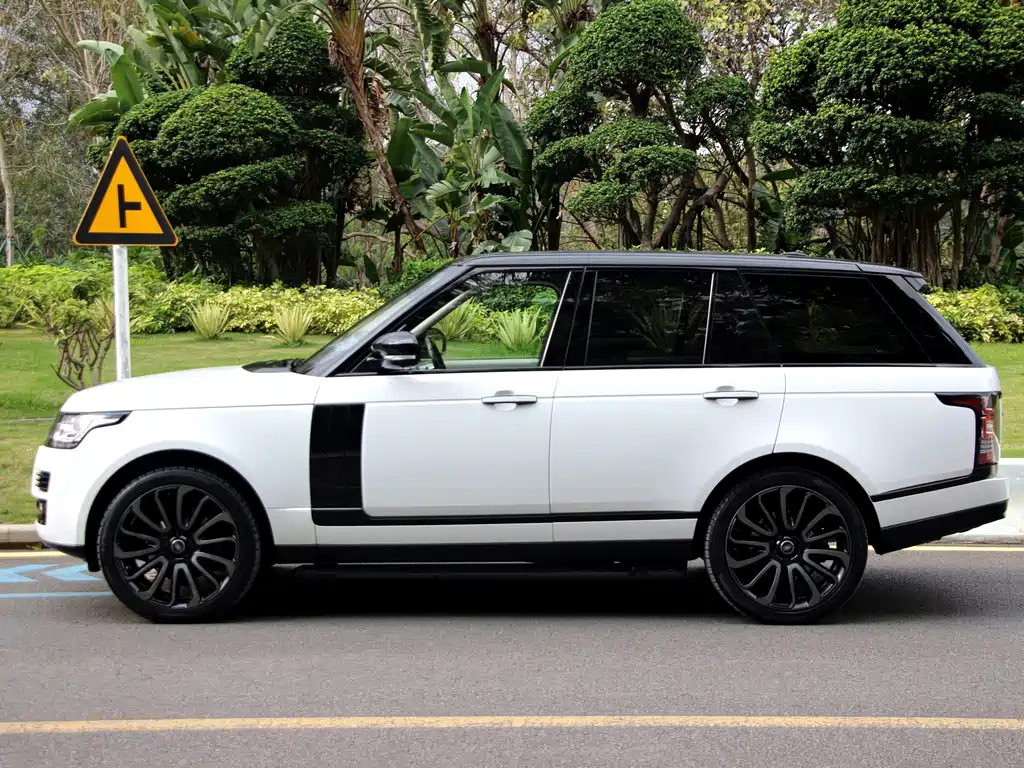 Land Rover Range Rover 2015 — фото 10