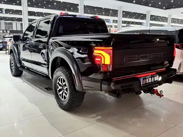 Ford F-150 Raptor 2023