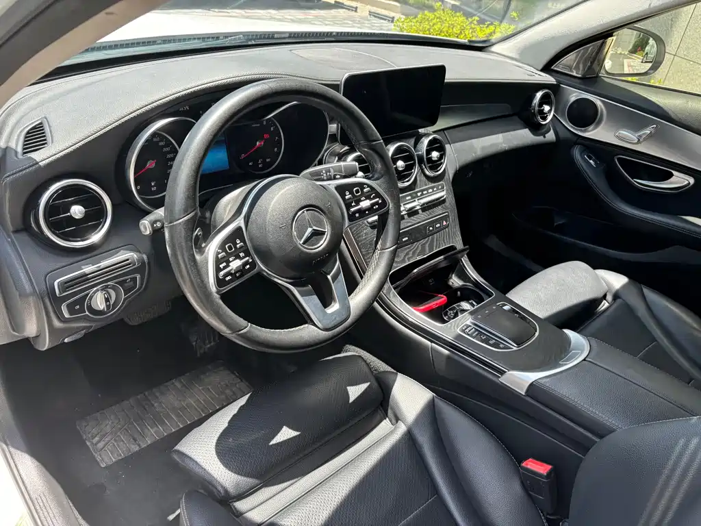 Mercedes-Benz C-Class 2019 — фото 9