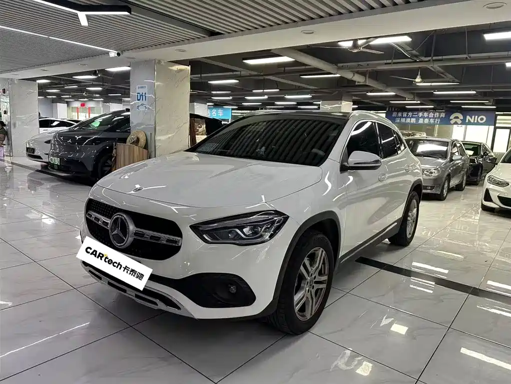 Mercedes-Benz GLA 2023