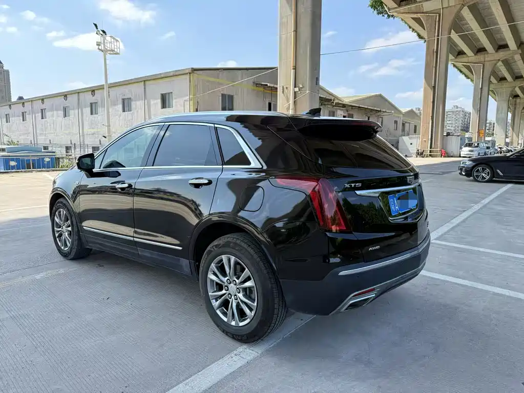 Cadillac XT5 2020 — фото 4