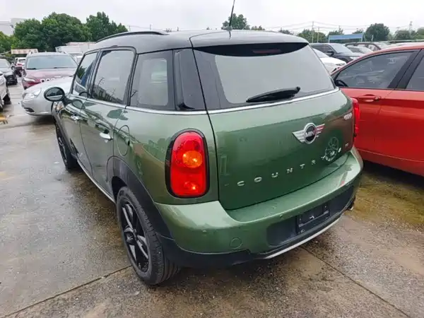 MINI Countryman 2016