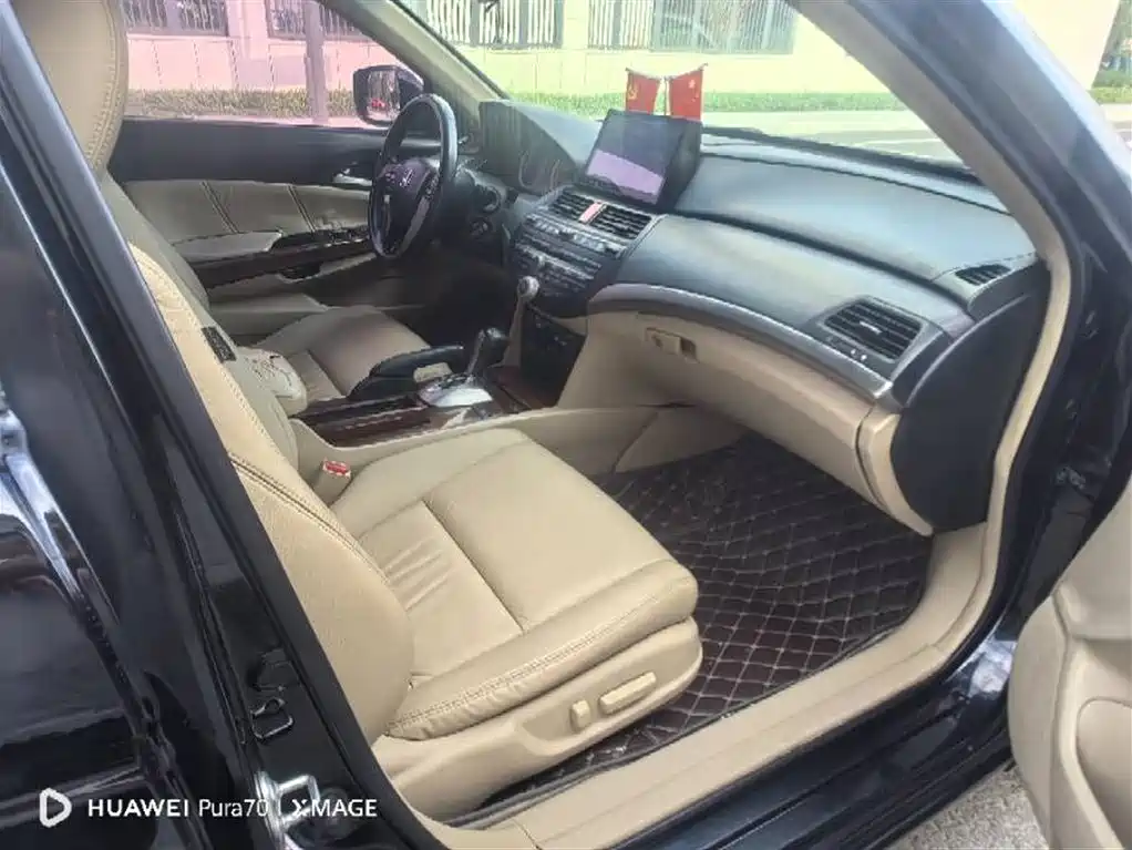 Honda Accord 2011