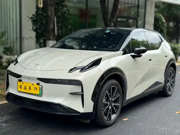 Zeekr X 2023