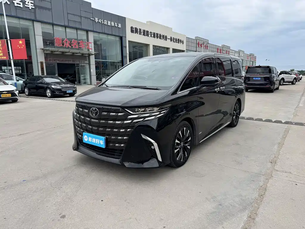 Toyota Alphard 2024