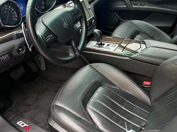 Maserati Quattroporte 2013